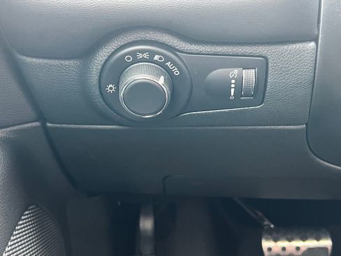 Used 2024 Dodge Durango SRT image 33