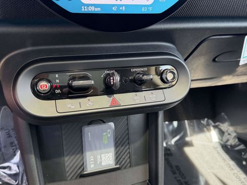 New 2026 MINI Cooper 2-Door Hardtop FWD image 16