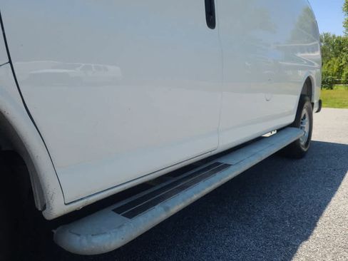 Used 2025 GMC Savana 2500 w/ Driver Convenience Package RWD image 9