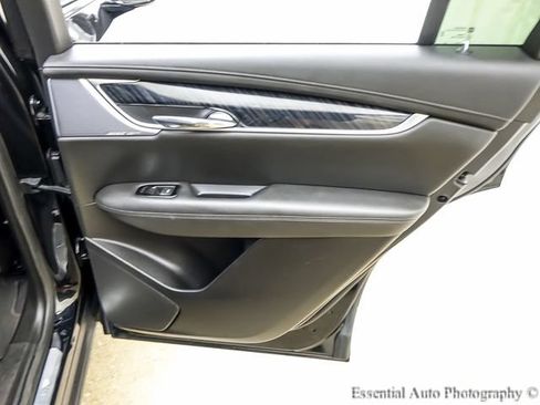 Certified 2023 Cadillac XT6 Premium Luxury AWD/4WD image 24