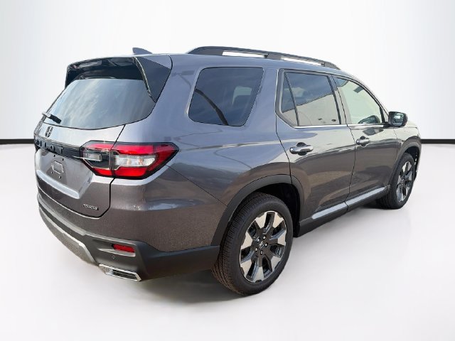 New 2026 Honda Pilot Touring image 7