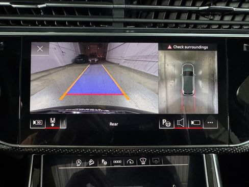 Used 2023 Audi SQ7 Prestige image 36