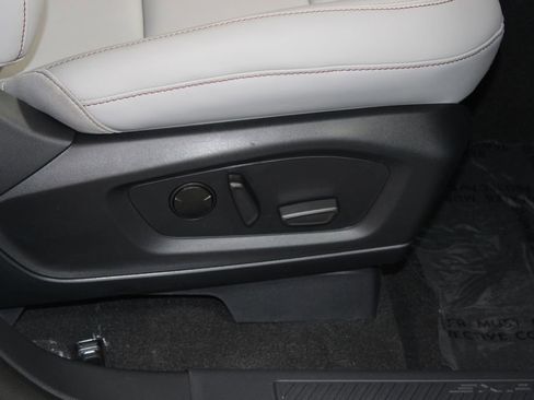 New 2026 Ford Explorer Active image 28