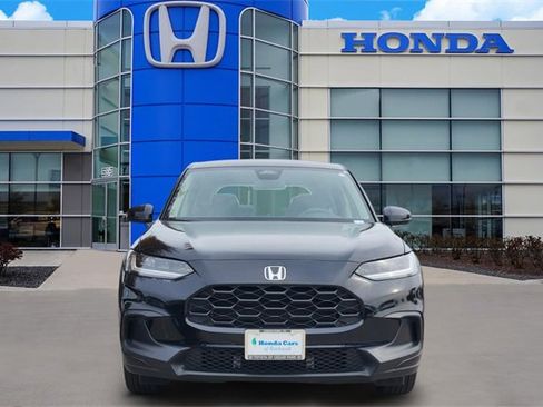 Certified 2023 Honda HR-V LX image 6