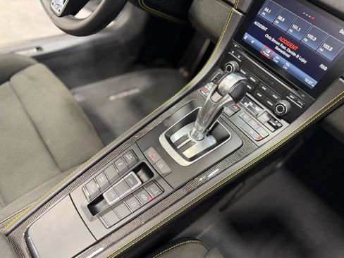 Used 2023 Porsche 718 Boxster Spyder RWD image 47