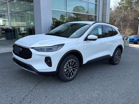 New 2026 Ford Escape SE w/ PHEV Premium Package image 2