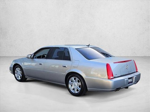 Used 2007 Cadillac DTS FWD image 7