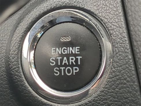 Used 2019 Subaru Outback 3.6R Limited w/ Popular Package #2 image 29