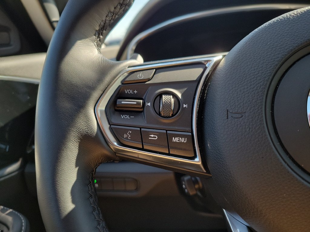 Certified 2026 Acura MDX w/ Technology Package FWD image 22