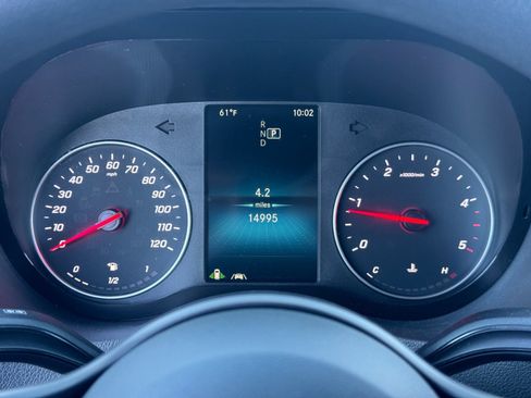 Used 2024 Mercedes-Benz Sprinter 2500 image 18