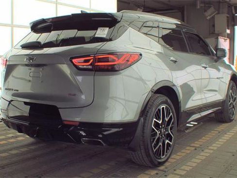 Used 2023 Chevrolet Blazer RS w/ Driver Confidence II Package image 3