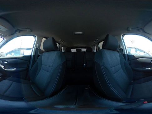 Used 2025 Nissan Rogue SV FWD image 44