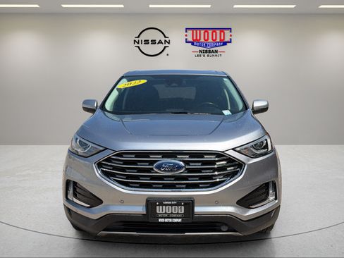 Used 2022 Ford Edge Titanium AWD/4WD image 6