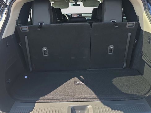 Certified 2026 INFINITI QX60 Luxe w/ Family Package image 29