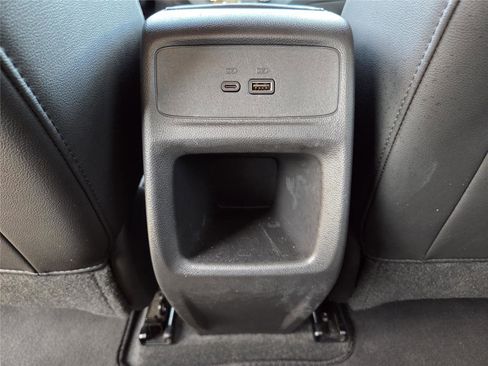 Used 2025 Buick Envista Preferred FWD image 18