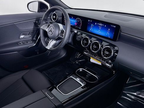 New 2026 Mercedes-Benz CLA 250 image 15