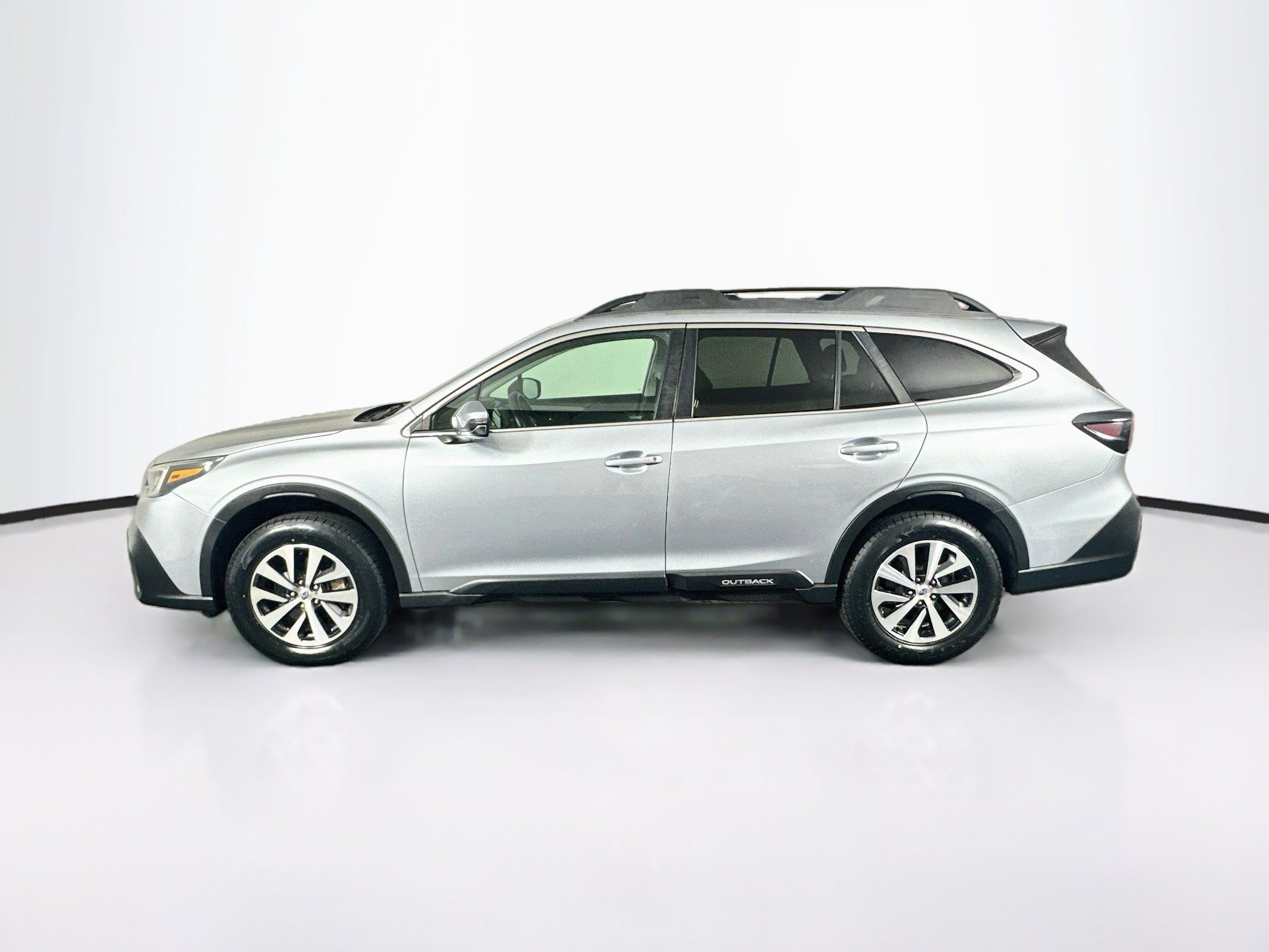 Used 2022 Subaru Outback Premium AWD/4WD image 4