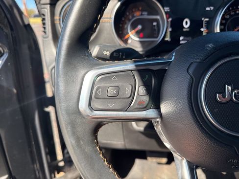 Used 2021 Jeep Wrangler Unlimited Sahara image 23