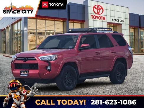 Used 2022 Toyota 4Runner SR5 RWD image 1