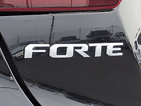 Used 2024 Kia Forte GT FWD image 30