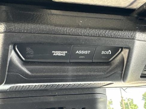 Used 2024 Jeep Wrangler Unlimited Sahara AWD/4WD image 47