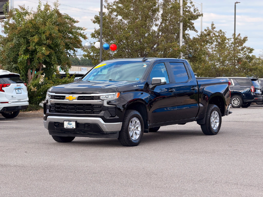 Used 2026 Chevrolet Silverado 1500 LT AWD/4WD image 3