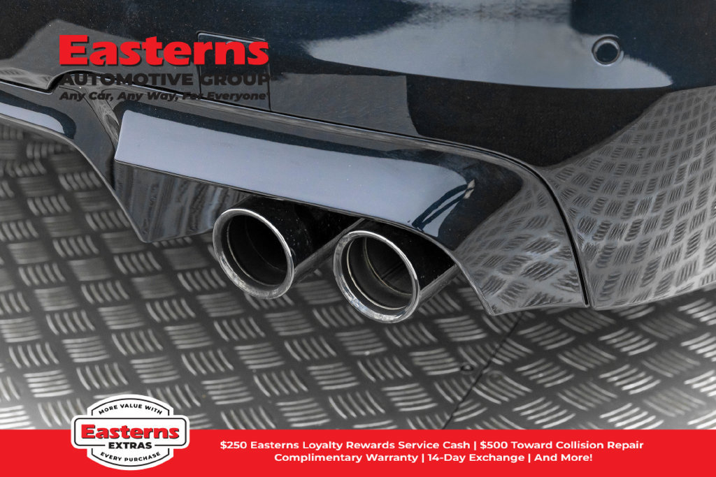 Used 2015 BMW M5 RWD image 62