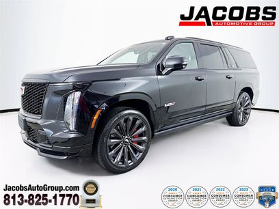 Used 2025 Cadillac Escalade ESV V