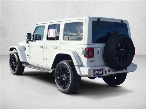 Used 2021 Jeep Wrangler Unlimited Sahara AWD/4WD image 7