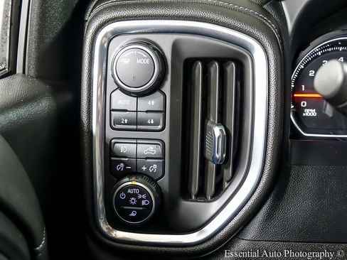 Used 2022 Chevrolet Silverado 1500 LT Trail Boss w/ Safety Package image 18