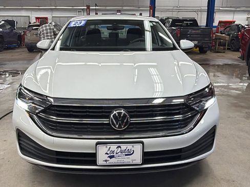 Used 2023 Volkswagen Jetta S image 25
