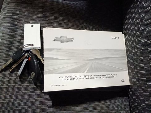 Used 2011 Chevrolet Colorado LT w/ Power Convenience Package image 4