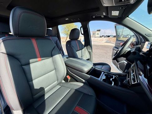 New 2026 Chevrolet Traverse RS w/ LPO, Floor Liner Package image 36