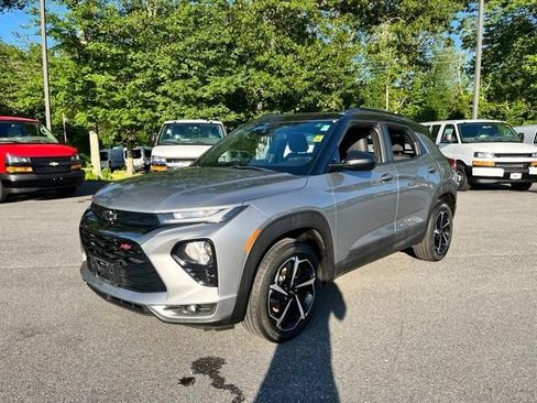 Used 2023 Chevrolet TrailBlazer RS AWD/4WD image 2