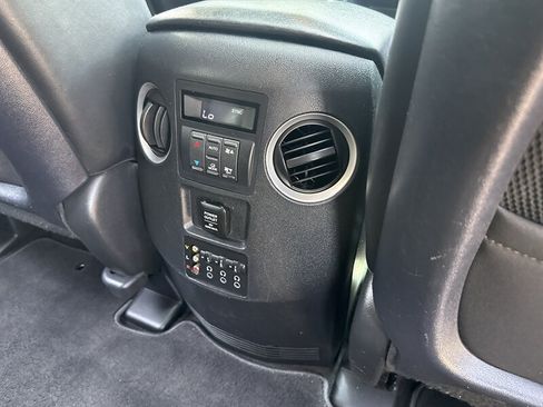 Used 2009 Honda Pilot EX-L image 29