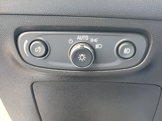 Used 2021 Buick Encore GX Select FWD image 22