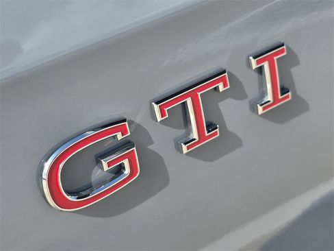 New 2025 Volkswagen GTI SE image 7