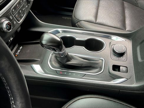 Used 2022 Chevrolet Traverse High Country image 14