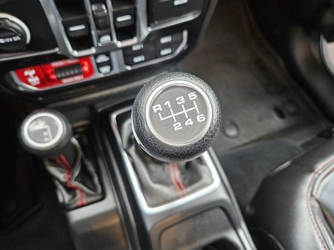 Used 2022 Jeep Wrangler Unlimited Rubicon w/ LED Lighting Group image 23