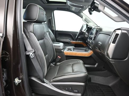 Used 2019 Chevrolet Silverado 2500 High Country image 46