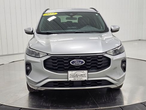 Used 2023 Ford Escape ST-Line Select AWD/4WD image 8
