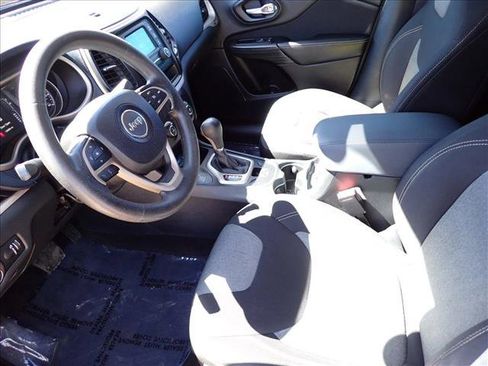 Used 2015 Jeep Cherokee Sport AWD/4WD image 10