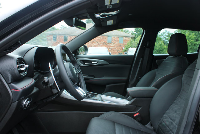 Used 2025 Dodge Hornet R/T AWD/4WD image 13