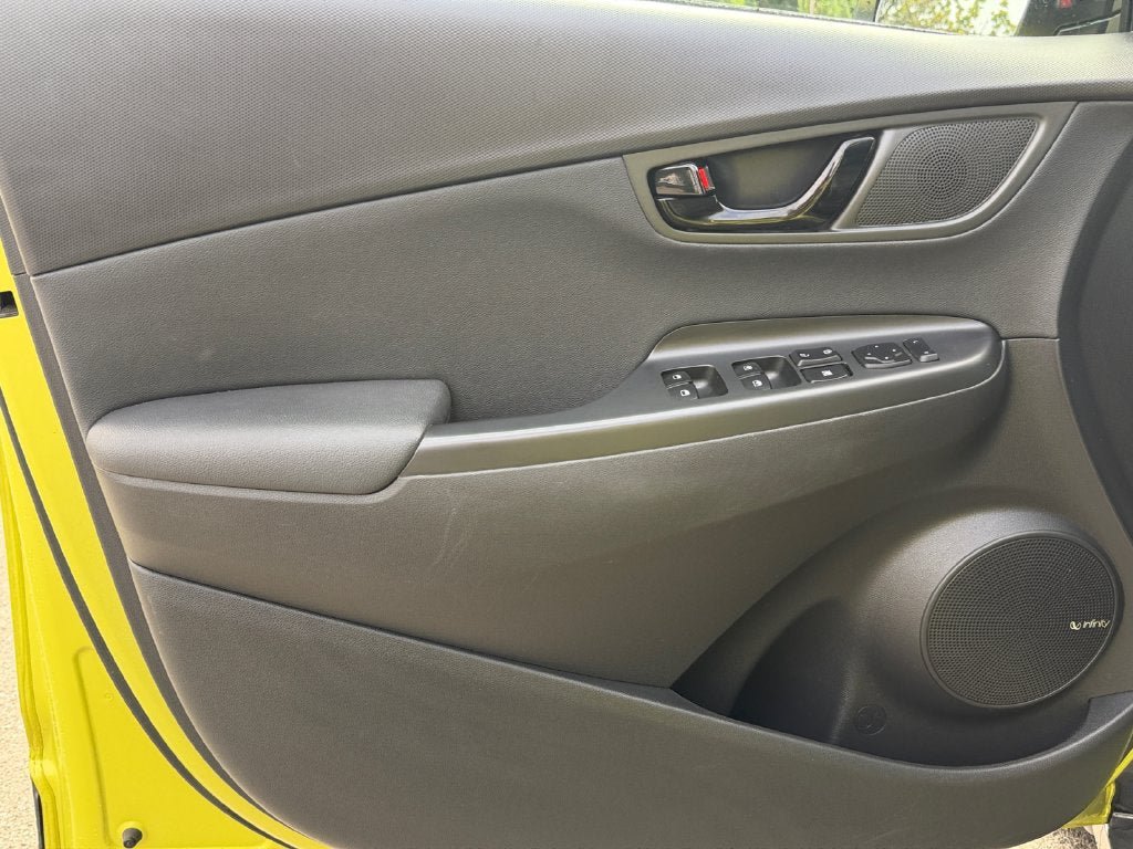 Used 2020 Hyundai Kona Ultimate AWD/4WD image 21