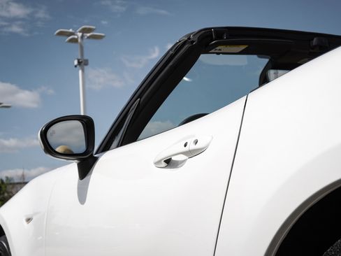 Used 2025 MAZDA MX-5 Miata Grand Touring image 8
