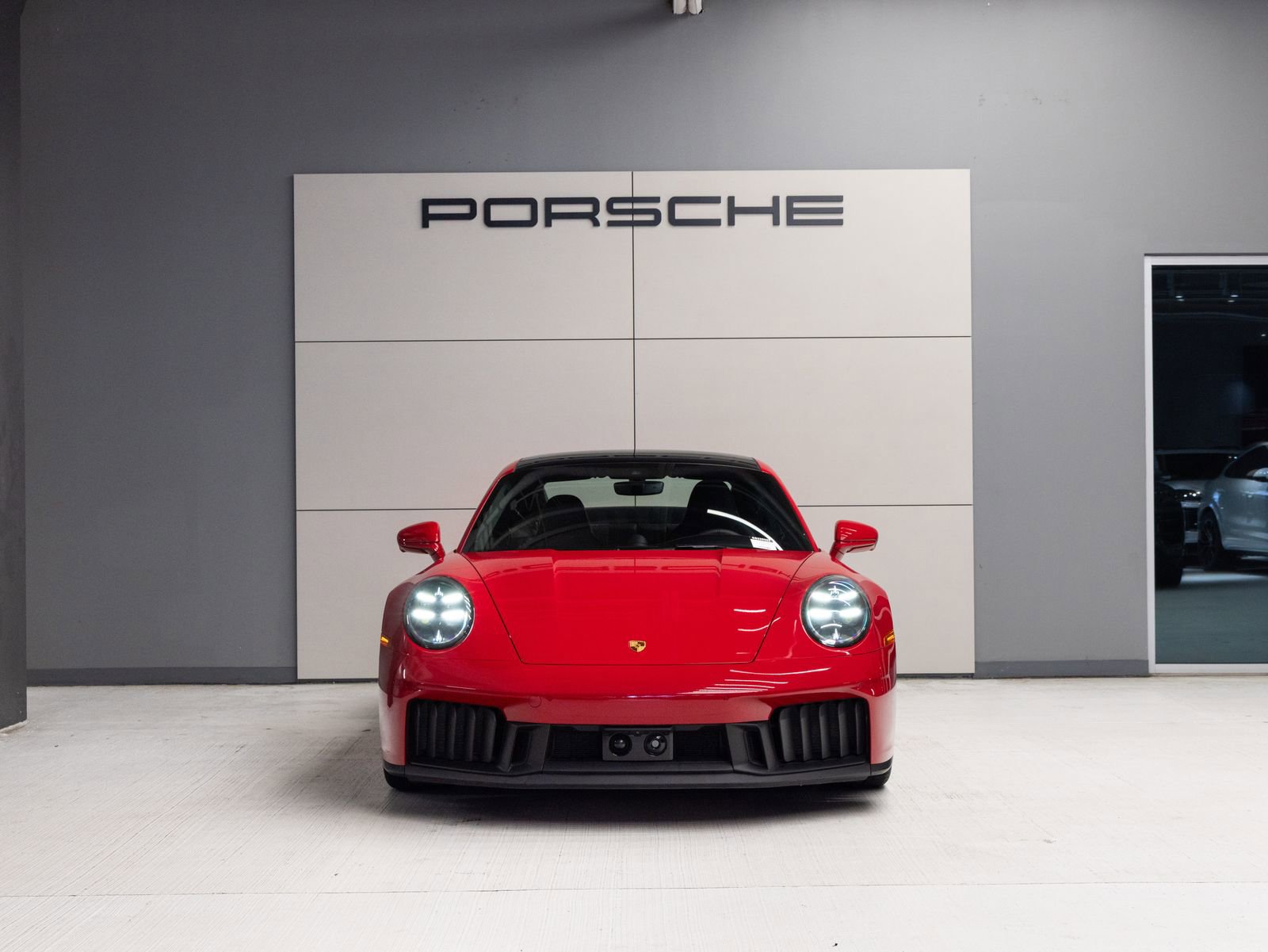 Used 2025 Porsche 911 Carrera GTS RWD image 10