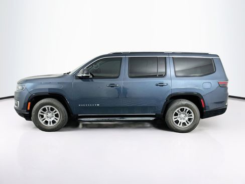 Used 2023 Jeep Wagoneer 4WD image 4