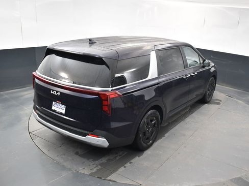 New 2026 Kia Carnival LX FWD image 21