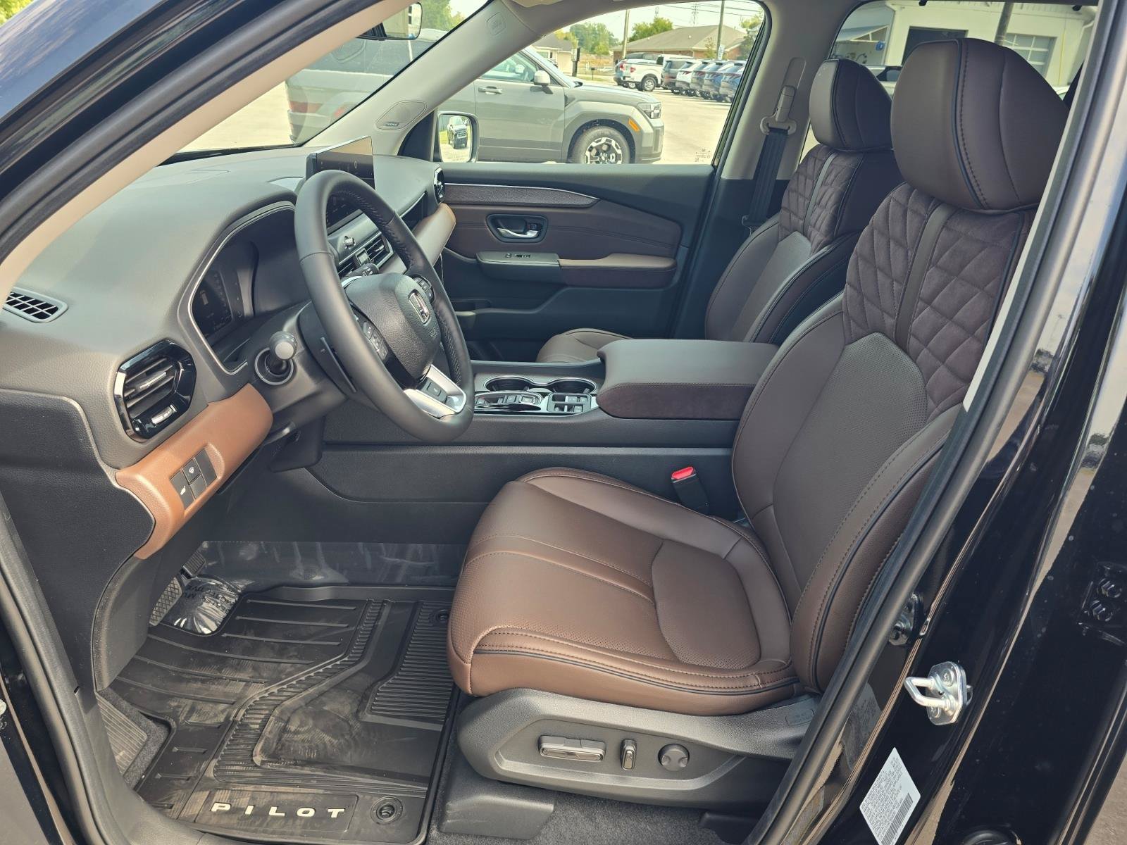 New 2026 Honda Pilot Elite image 13