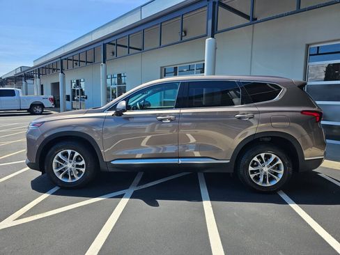 Used 2020 Hyundai Santa Fe SEL AWD/4WD image 2